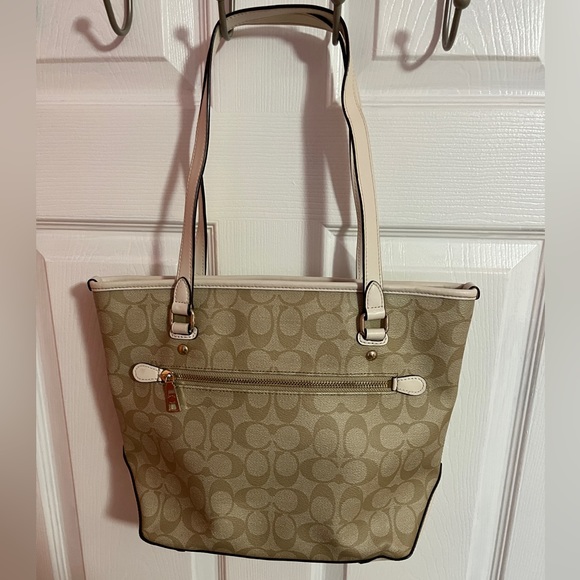 Coach Purse - Picture 2 of 4